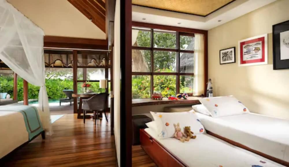 Four Seasons Resort Maldives at Kuda Huraa 15/58