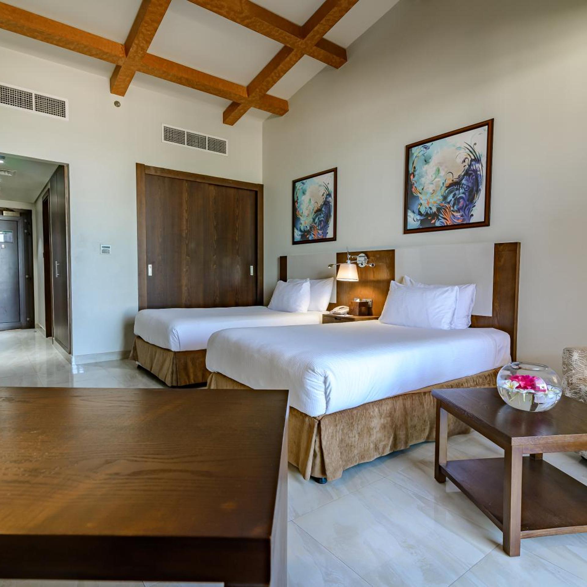 Garden, Chalet, 2 Beds, Beach Side, Terrace, Danat Jebel Dhanna Resort 2/4