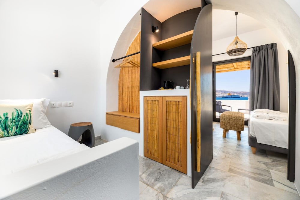 Omilos Beachfront House 28/59