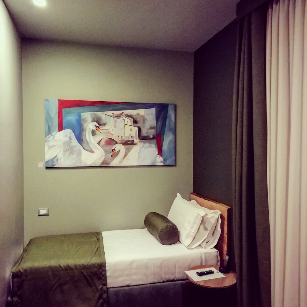 73 Boutique Hotel 19/43