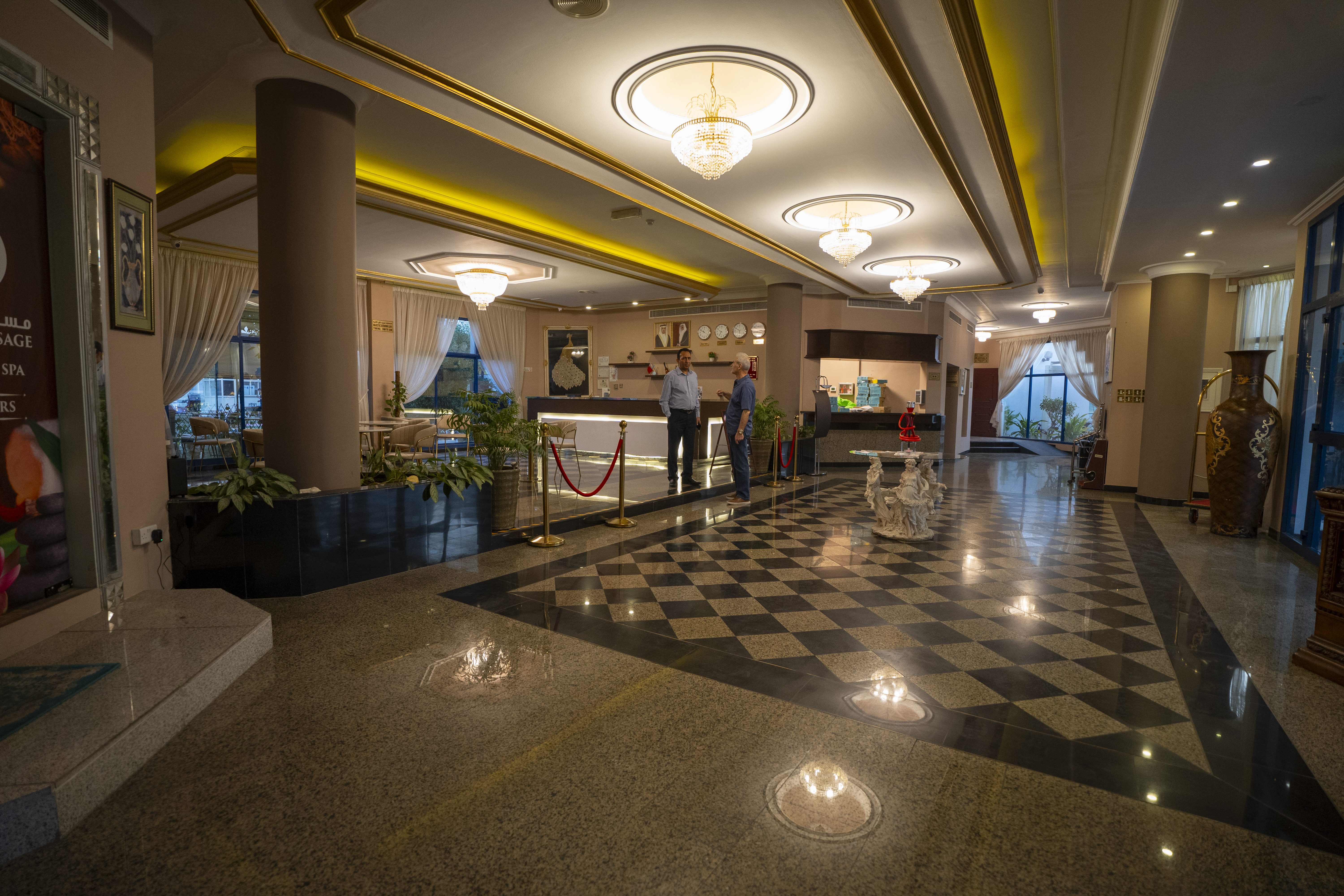 Majestic hotel Bahrain photo3