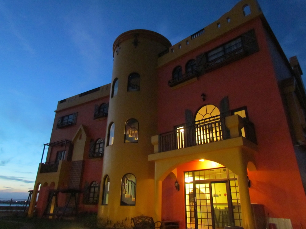 Remember Bed And Breakfast 3/50