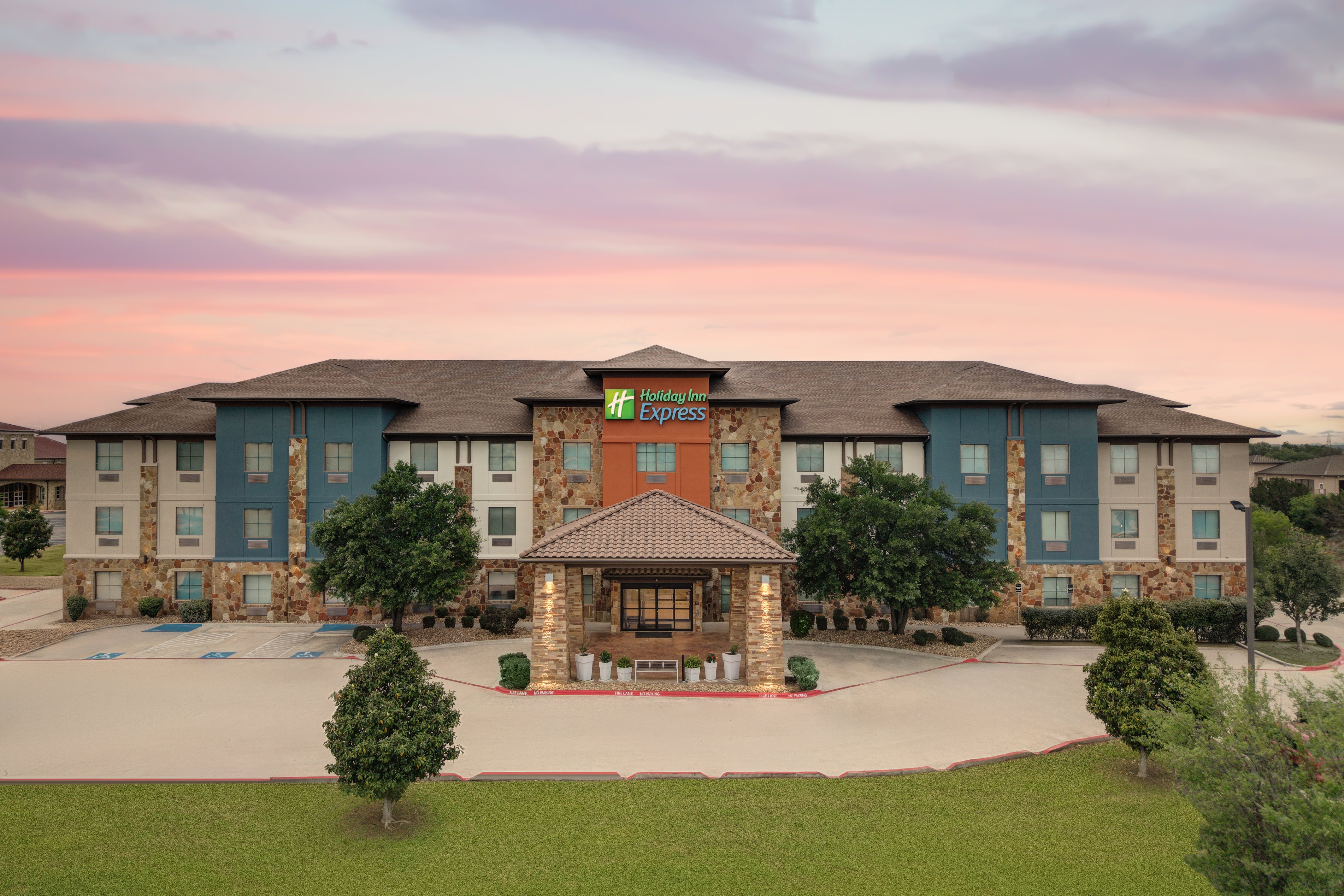 Holiday Inn Express Hotel Suites Marble Falls 7/64