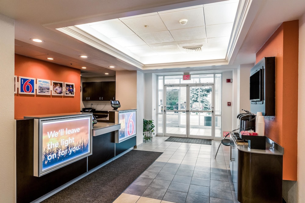 Motel6 West Des Moines, IA 38/52