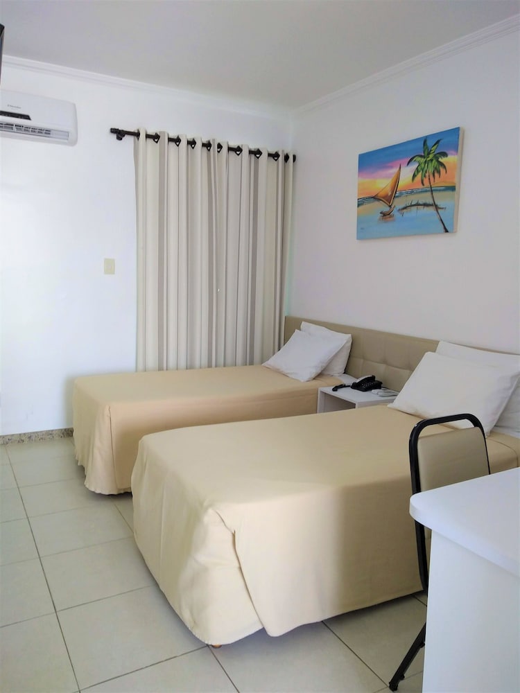 Simas Praia Hotel 29/65