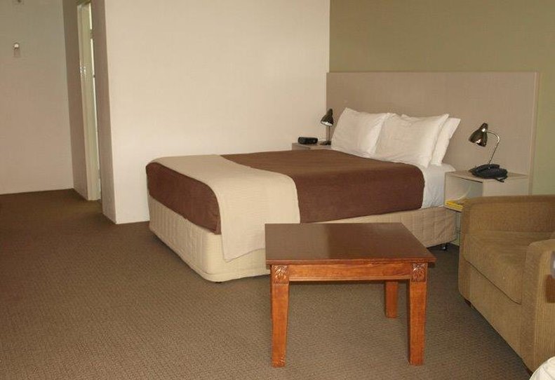 FRANCIS PHILLIP MOTOR INN 12/59