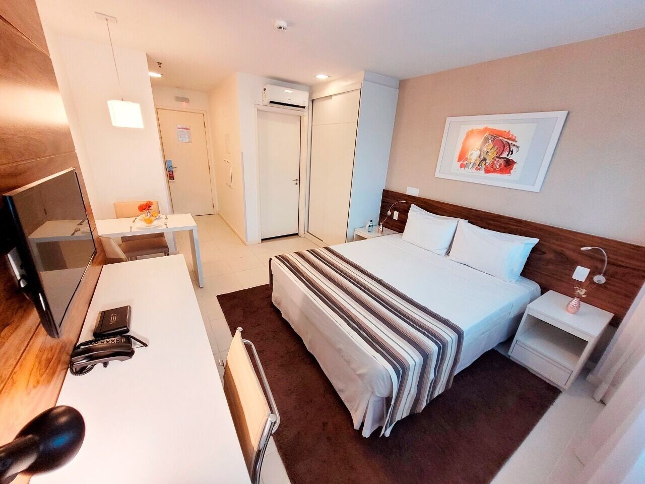 STANDARD, DOUBLE BED, NO BALCONY