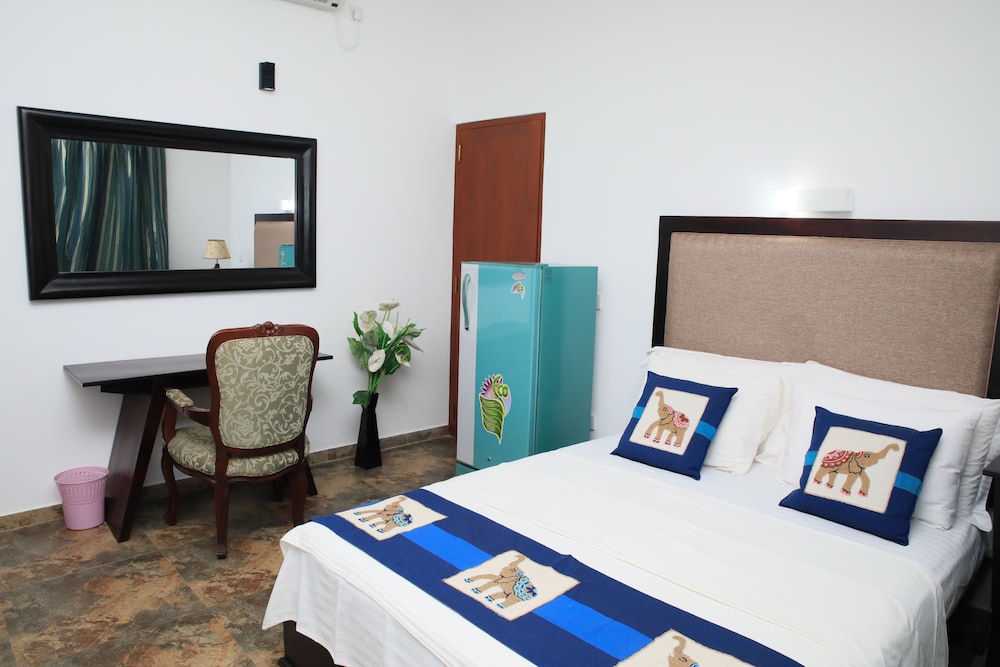 Mothers Place Nimala 20/50