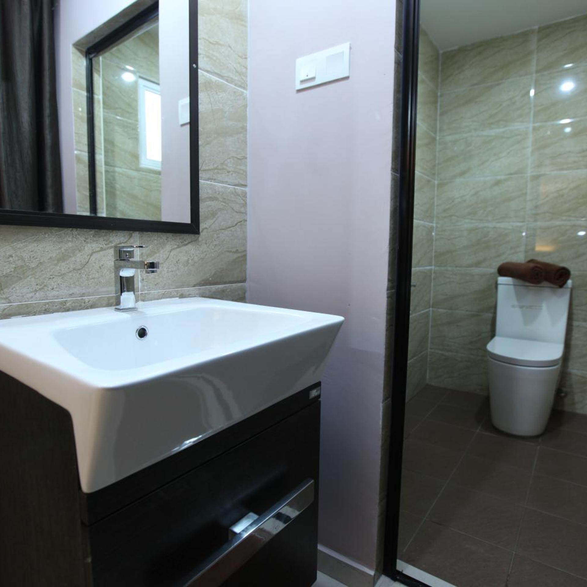 Al Huda Hotel 18/19