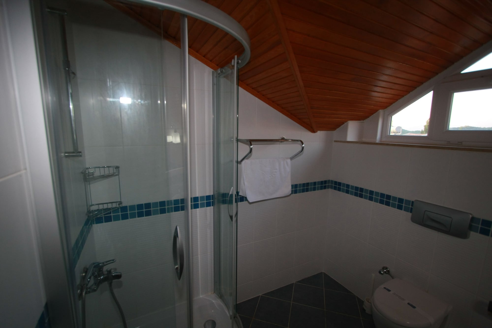 شقة بسريرين منفصلين بغرفتي نوم مع أريكة، Sea Breeze Hotel And Apartments 7/10