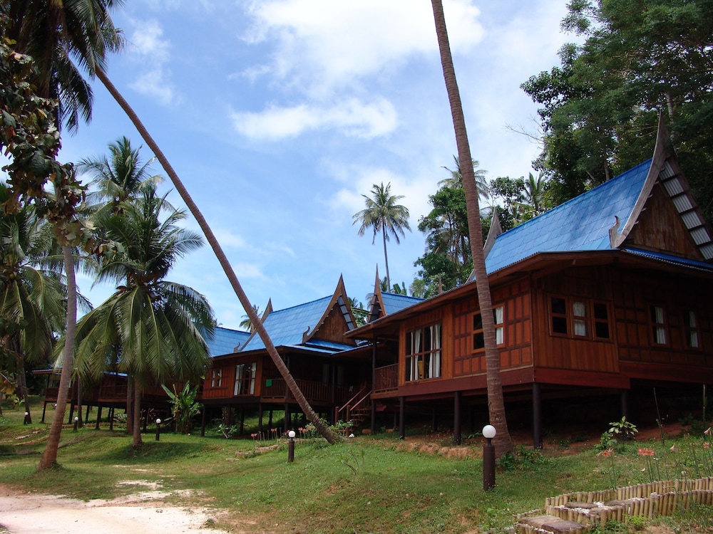 Koh Talu Island Resort 65/68