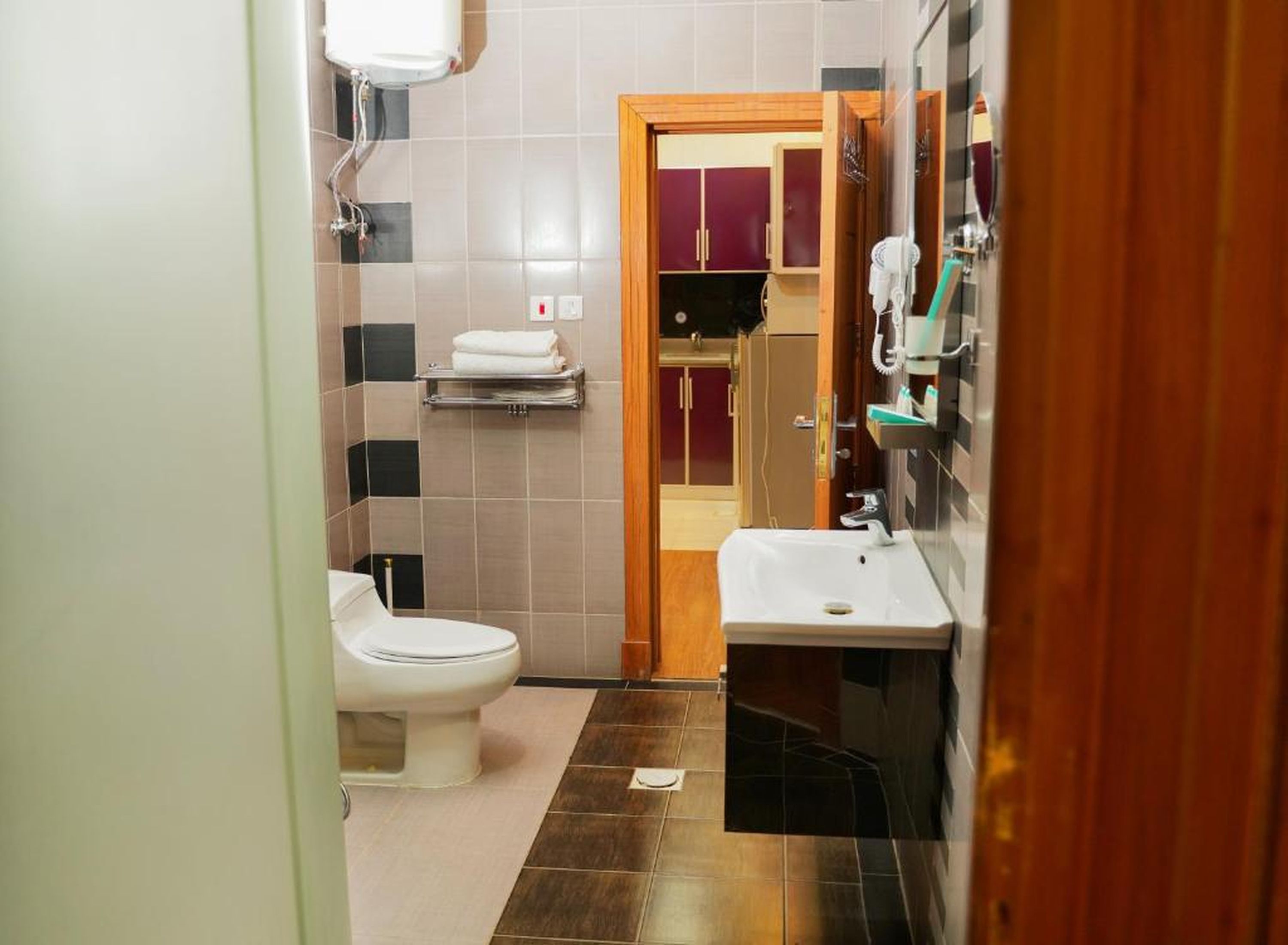 Palette Luxury Credit Hotel 57/60