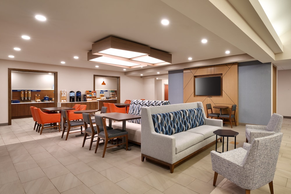 Holiday Inn Express Hotel Suites Helena 42/63
