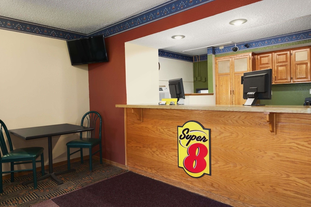 Red Roof Inn Mansfield 3/26