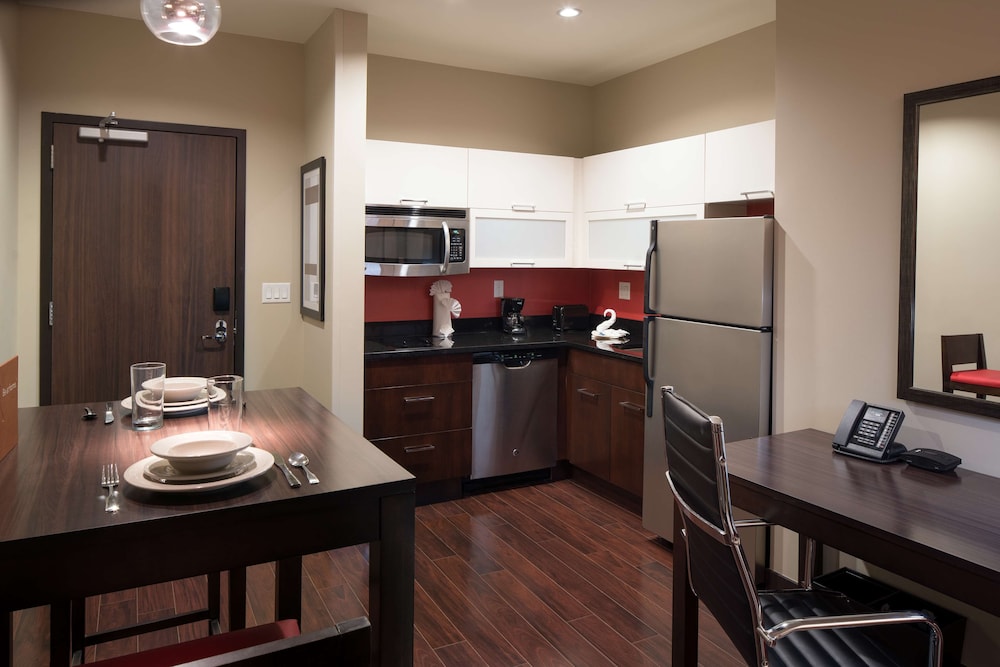 Homewood Suites By Hilton Denver Downtown-Convention Center 39/49