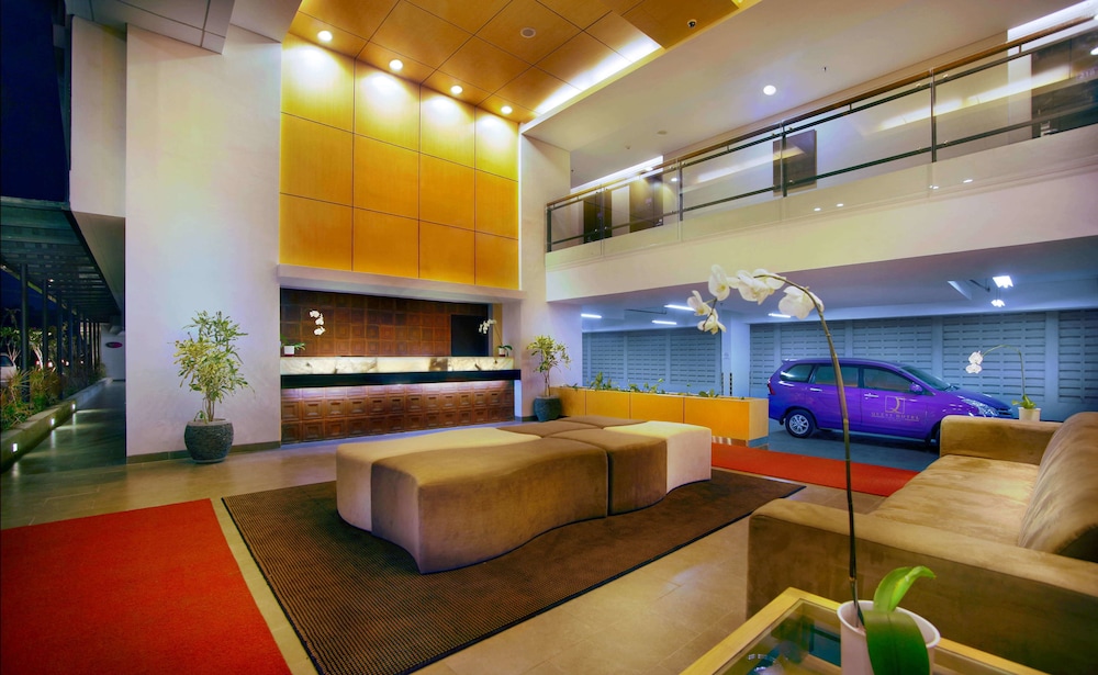 Quest Hotel Kuta 18/35