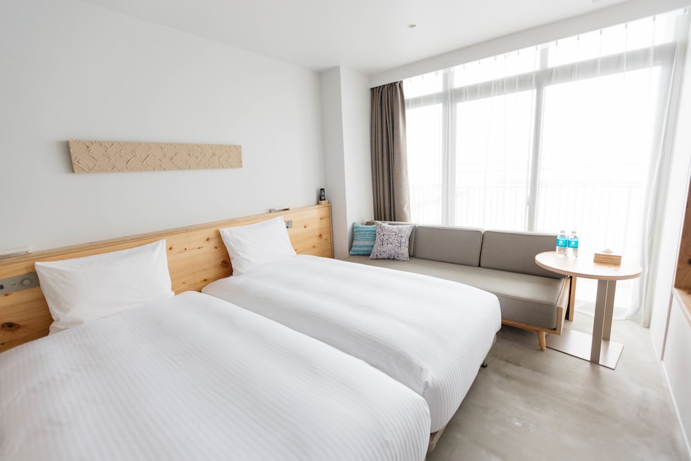 Hotel Locus 24/84