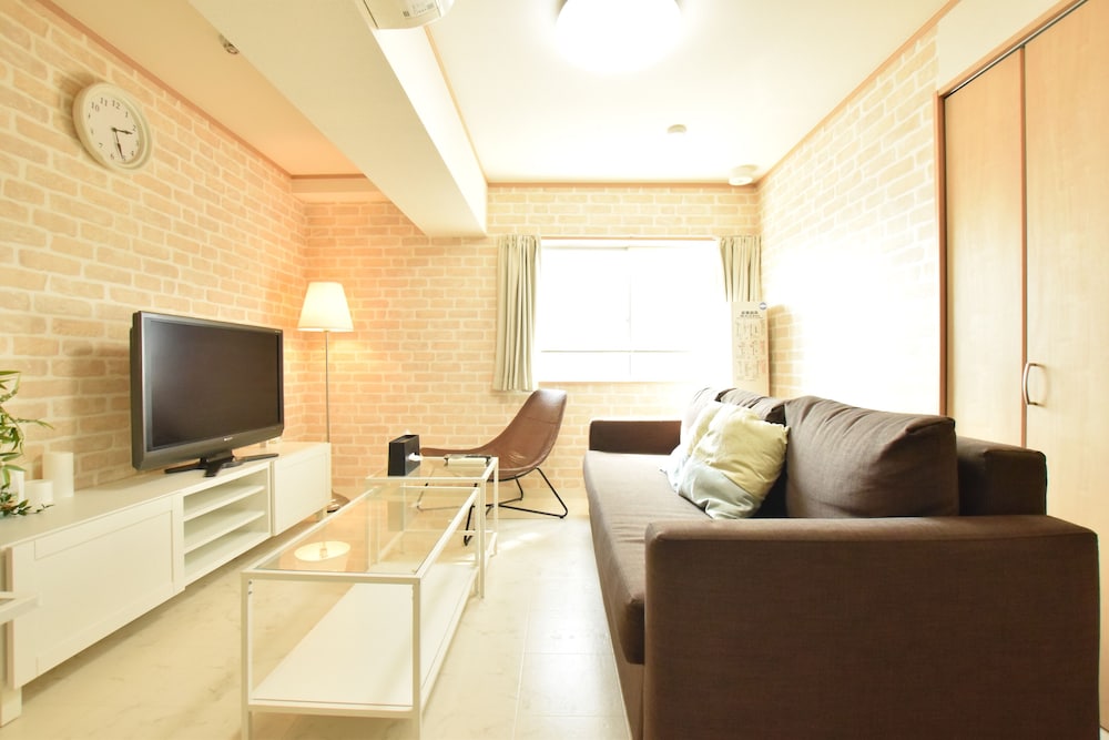 Yokoduna Hostel 35/50