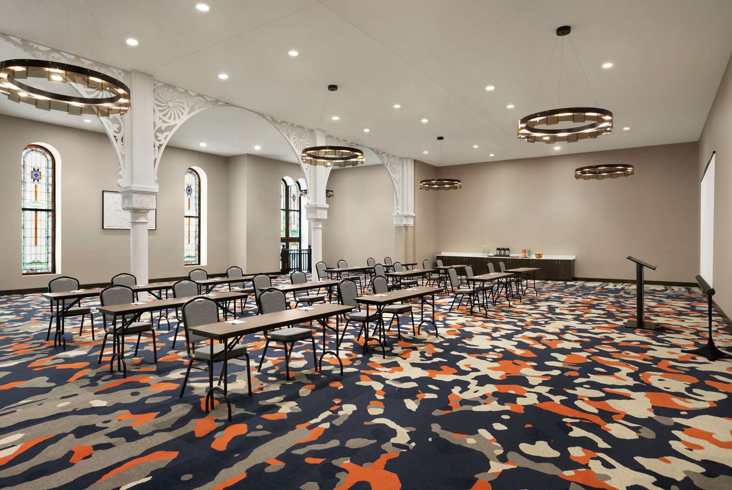 Hampton Inn Indianapolis Canal IUPUI 29/40