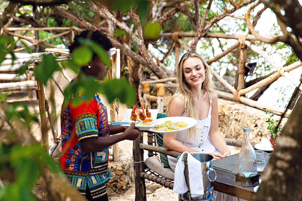 The Island Pongwe Lodge 38/59