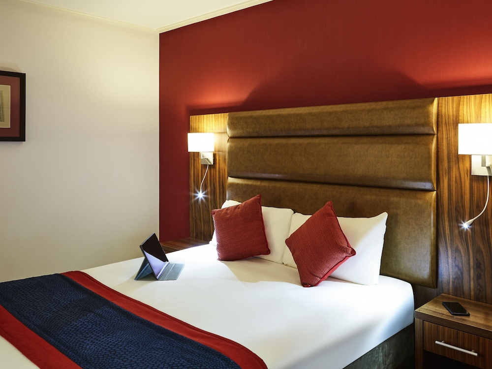 Mercure Newbury West Grange Hotel 23/72