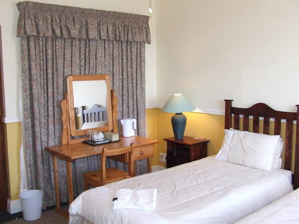 Inkwenkwezi Private Game Reserve 9/50