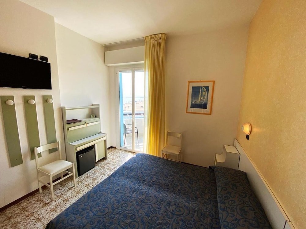 Hotel Levante 12/45
