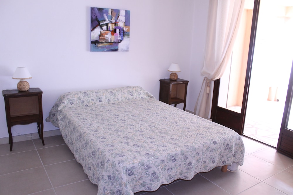 Chambres Dhotes Le Clos Des Oliviers 12/50
