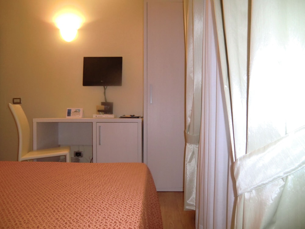 Standard, Single Bed