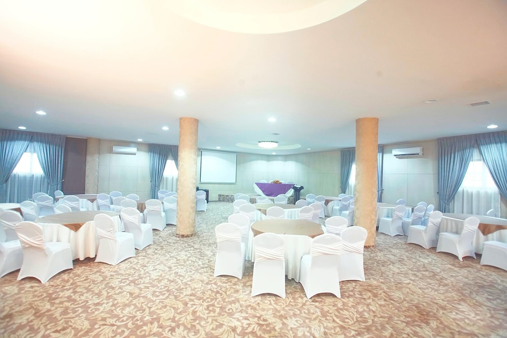 Belle Vue Hotel And Spa 39/62