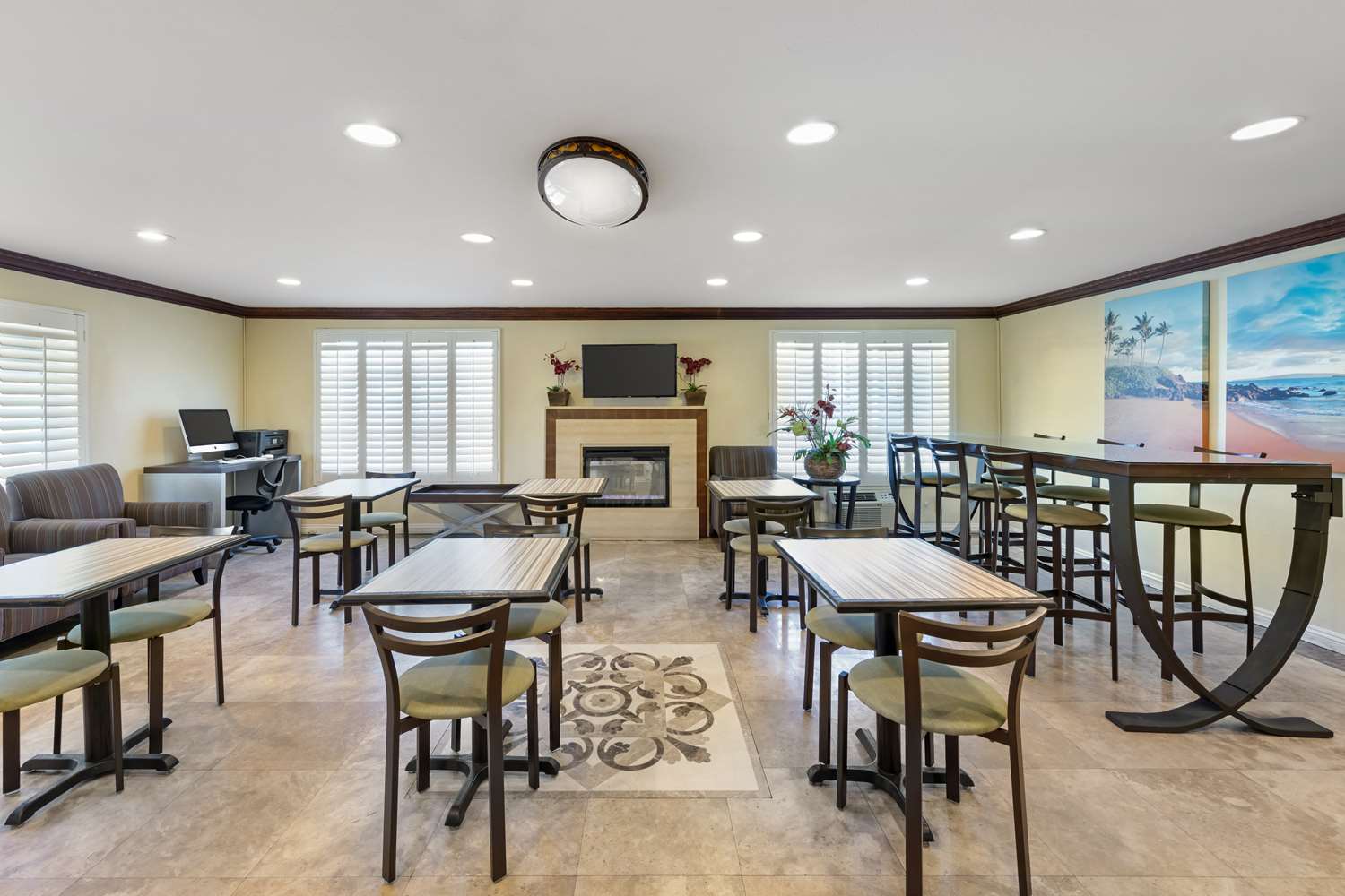 Best Western Harbour Inn & Suites 28/36