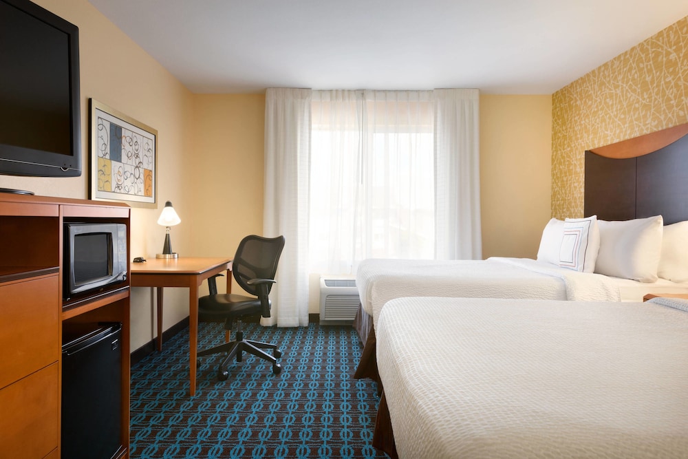 Fairfield Inn Suites Weirton 10/26