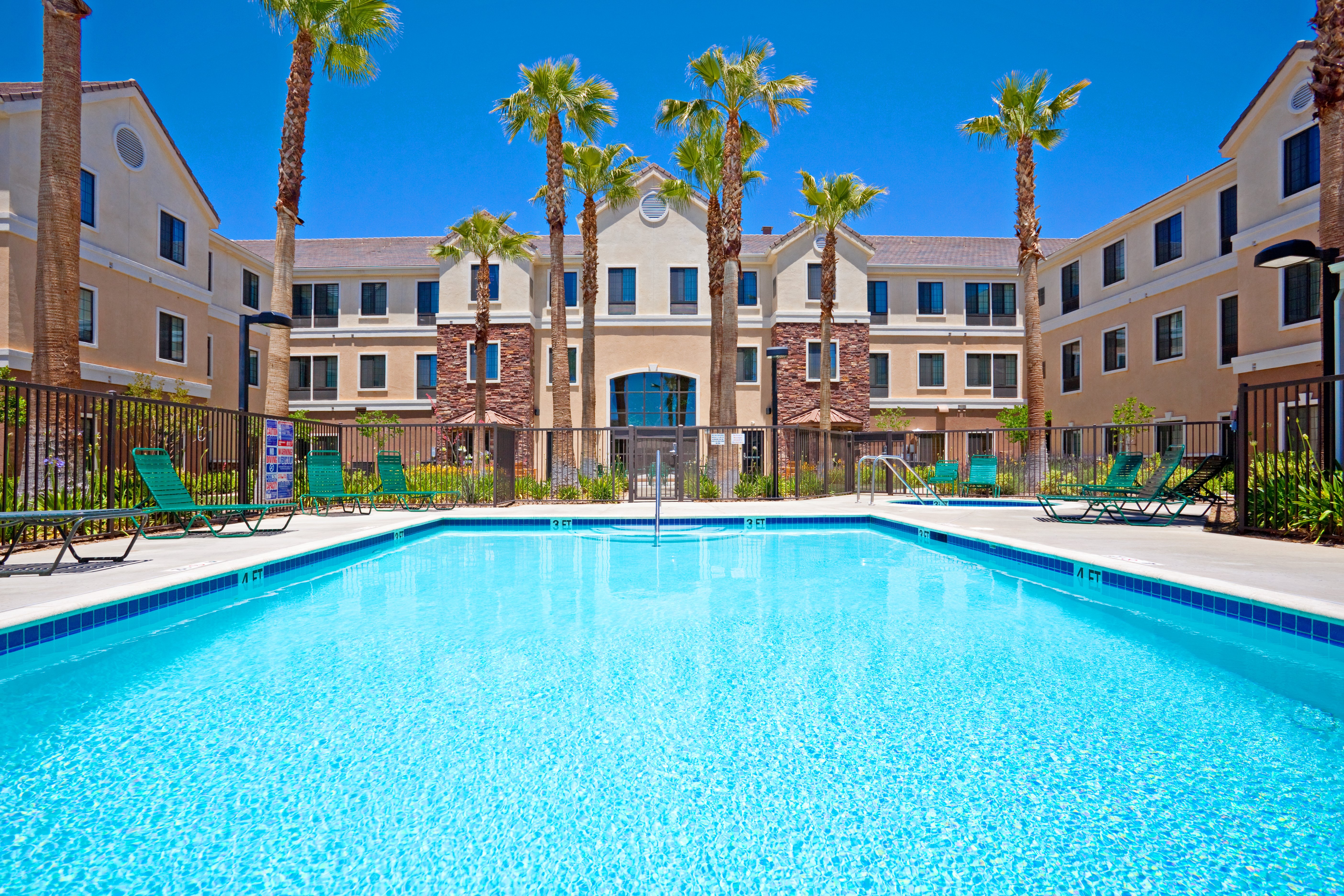 Staybridge Suites Palmdale 40/43