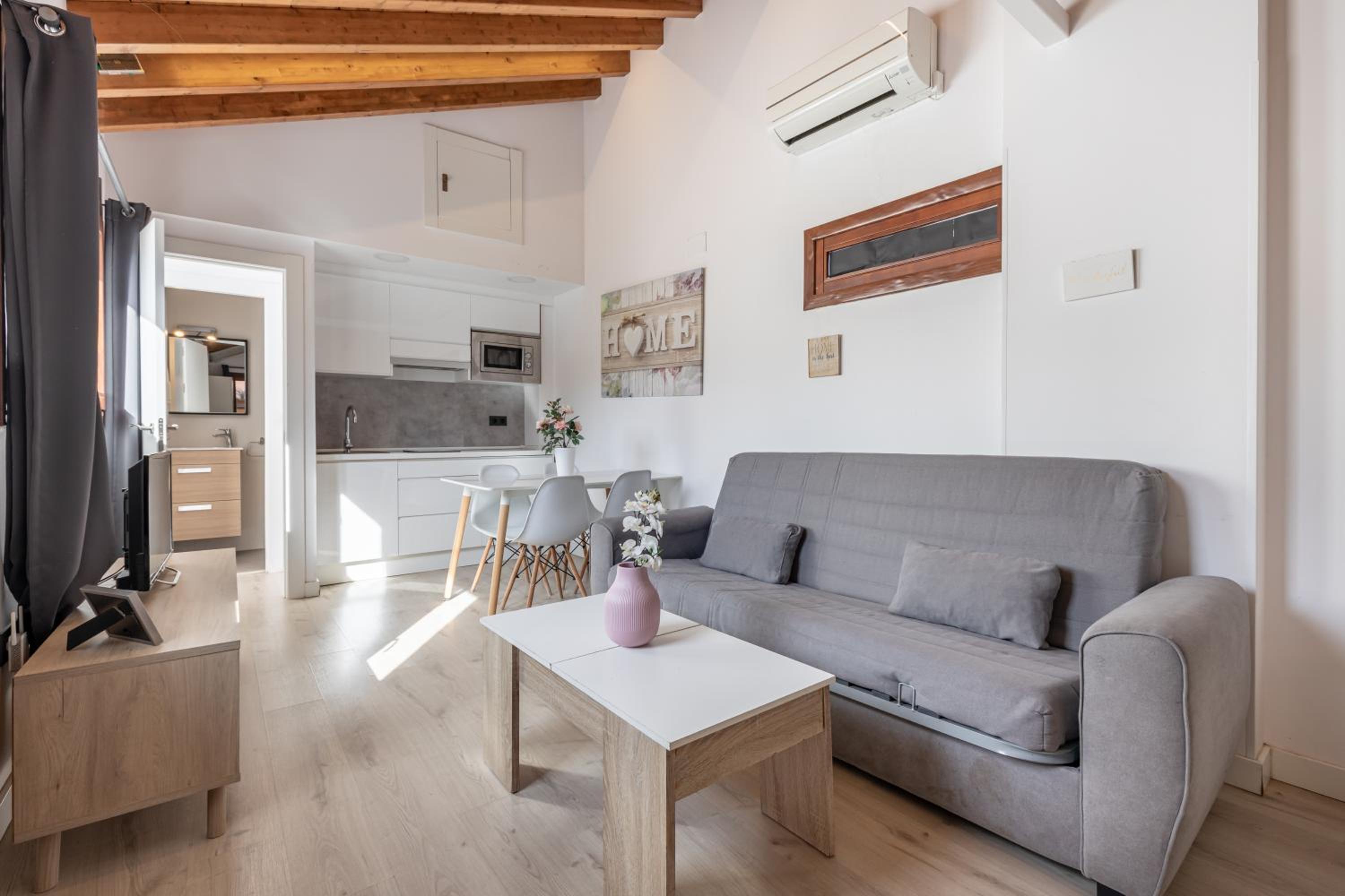 Apartamentos Granada Deluxe 3000 11/27