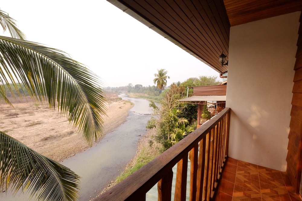 The Good View Guesthouse 25/27
