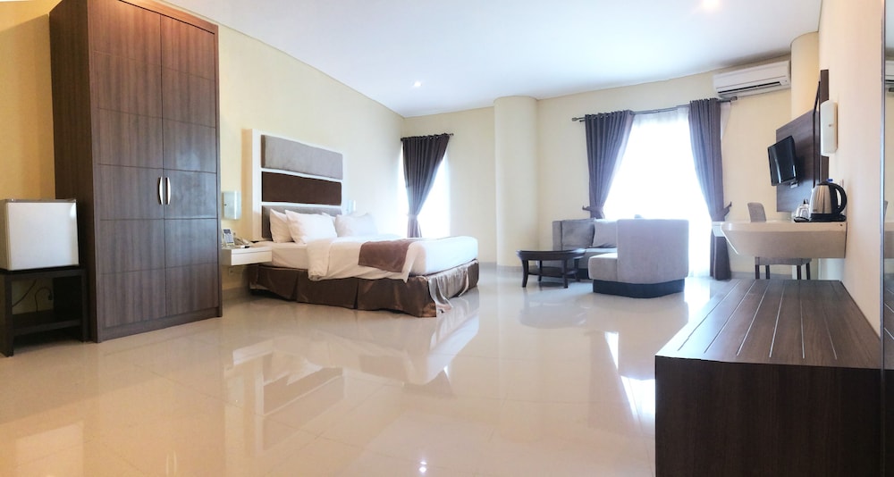 Hotel President Executive Club - Jababeka Cikarang 11/23