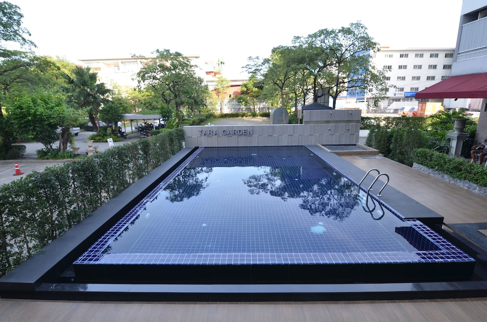 Tara Garden Hotel 24/50