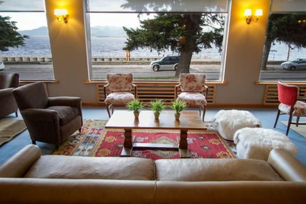 Tres Reyes Hotel 24/50