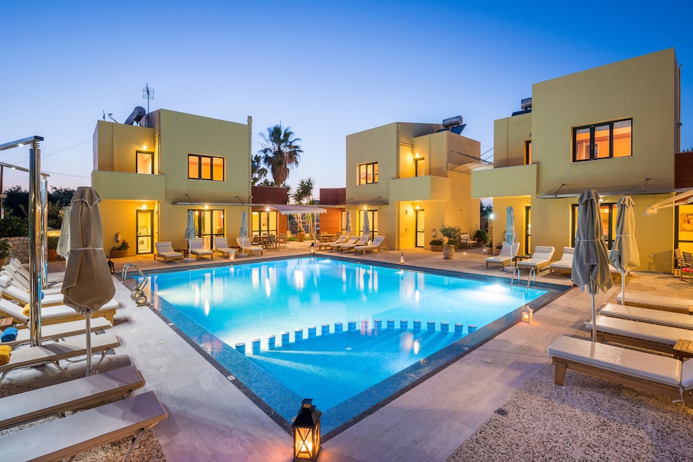 DAPHNIS VILLAS 11/60