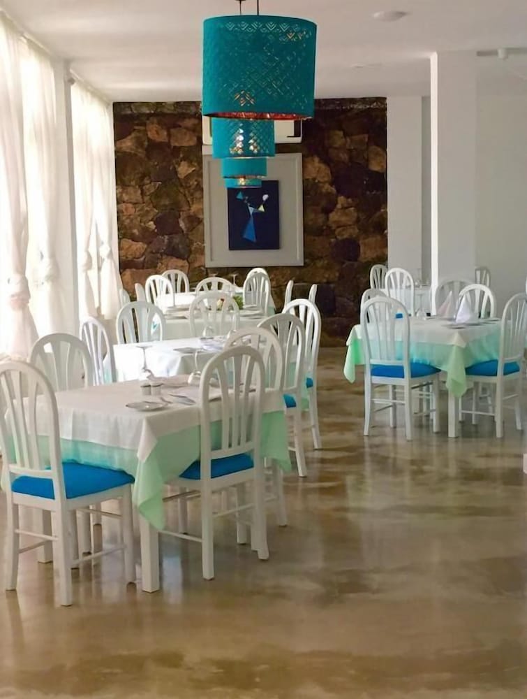 Neptuno Suites - Only Adults 41/50