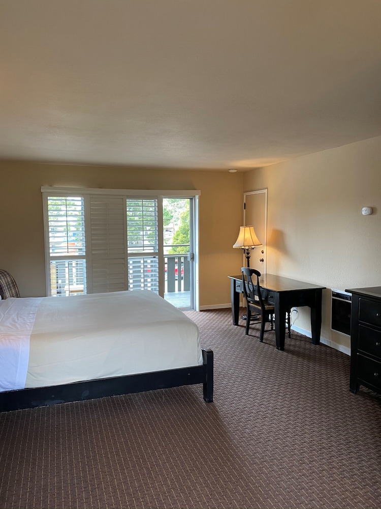 Olympia Lodge 17/39
