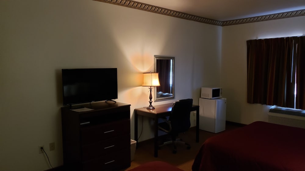Travelodge by Wyndham Carlsbad NM 34/41