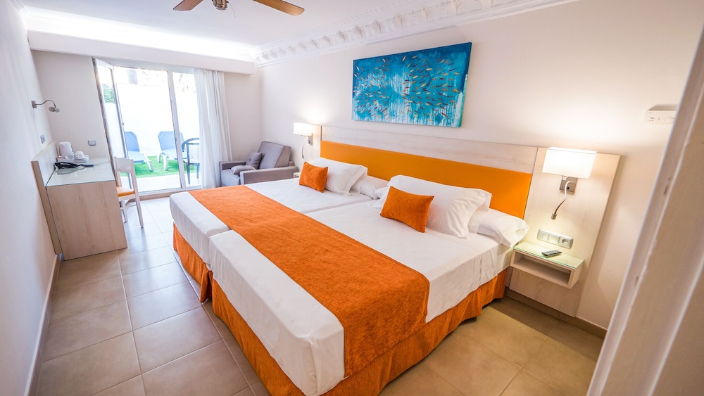 Superior, Double Bed, Garden Area