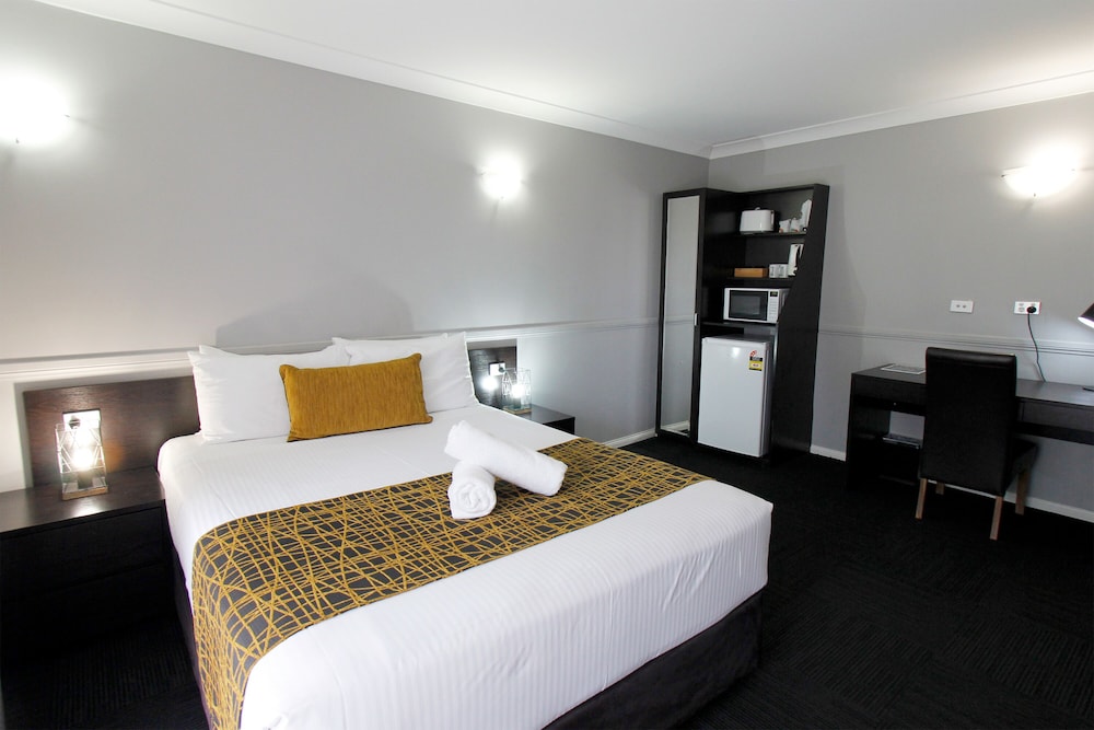 VILLA, QUEEN BED
