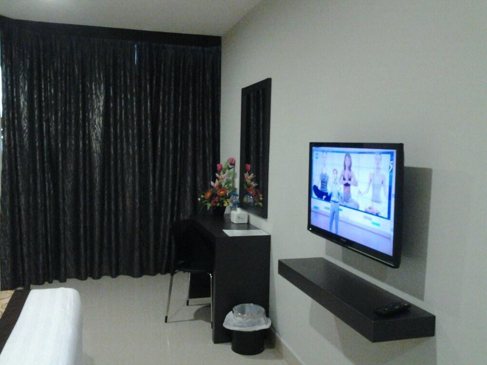 City Central Hotel 33/34