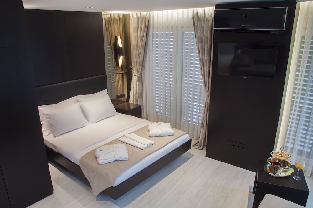 HOTEL BOSFORA 10/50