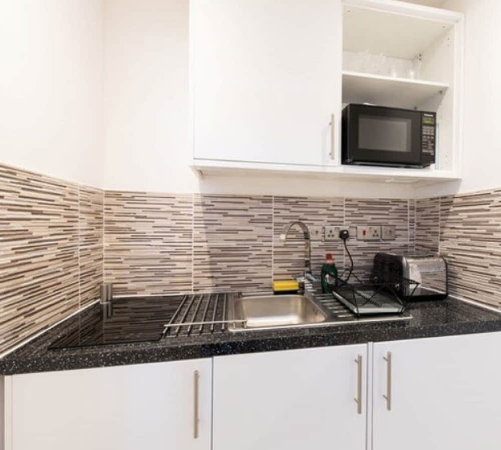 Royal Princes Suites 35/37