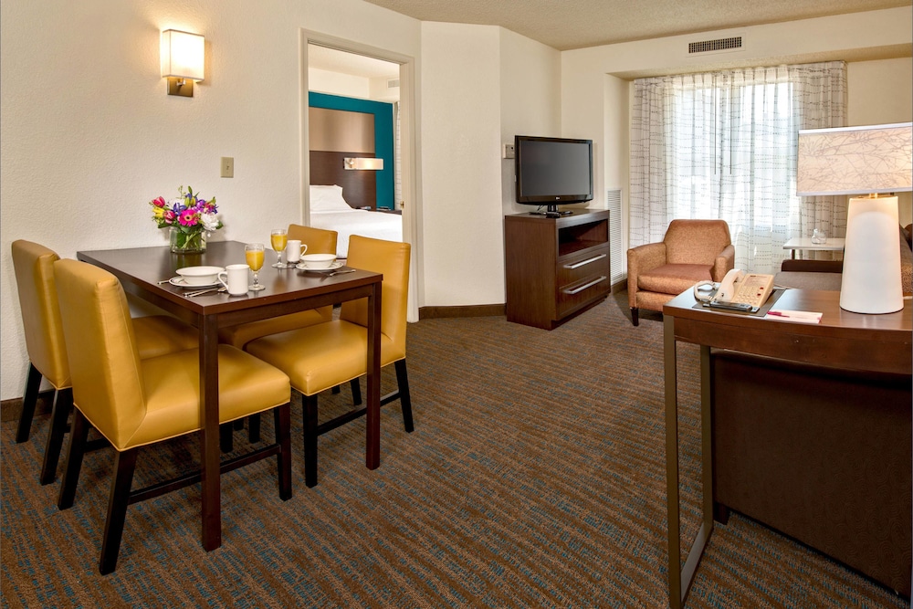 Residence Inn by Marriott Washington, DC/Dupont Circle 15/19