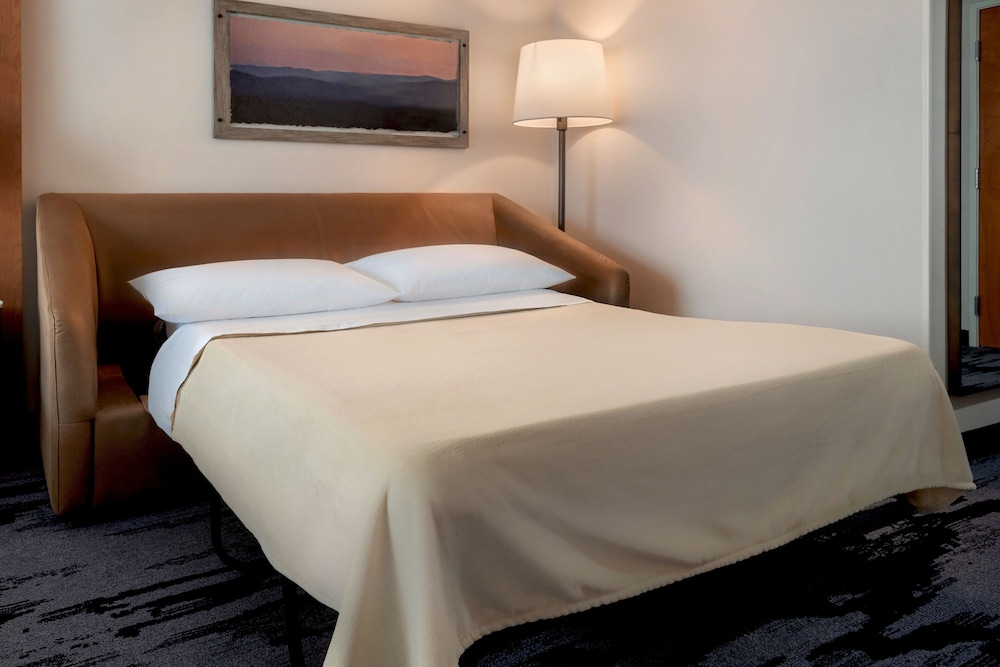 Fairfield by Marriott Inn & Suites Rome NY 19/50