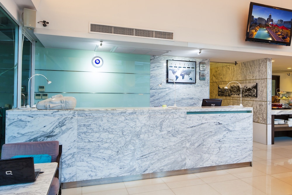Hotel Solo Sukhumvit 2 9/50